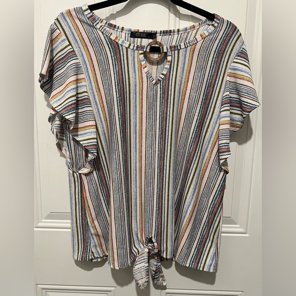 Cure Striped Flutter Sleeve Tie Front Blouse Sz Medium Beautiful Colors & Style! - Picture 4 of 12